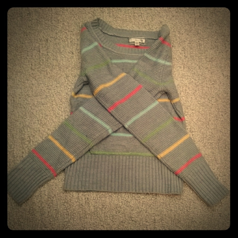Grey striped shirts with hand pockets